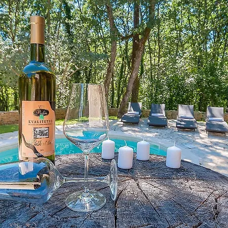 Anneliese Tatil Evi